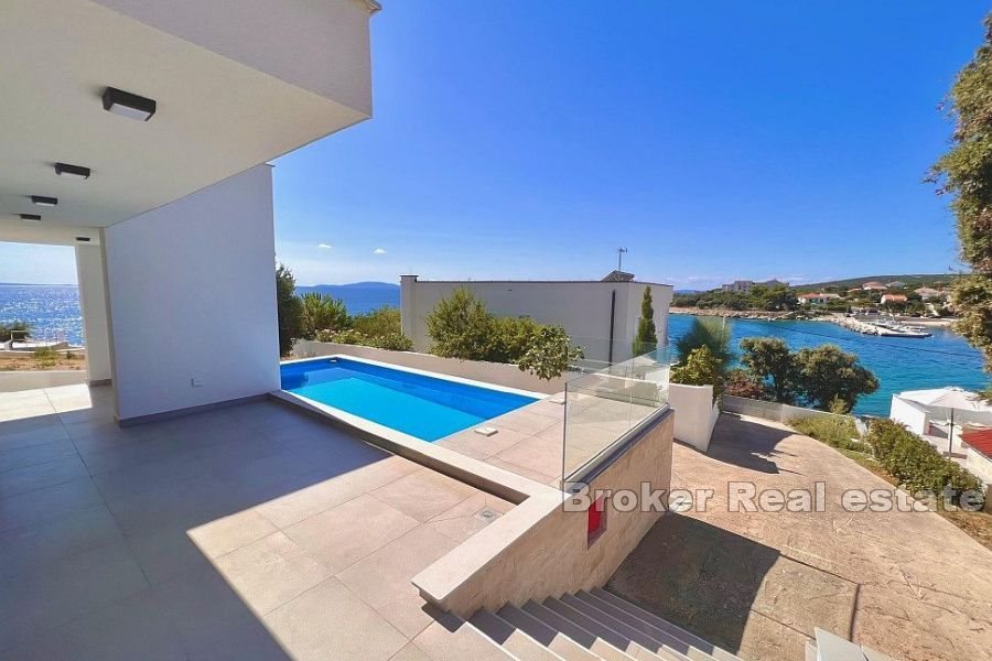Villa with a beautiful view of the sea