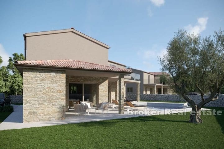 House with pool and sea view