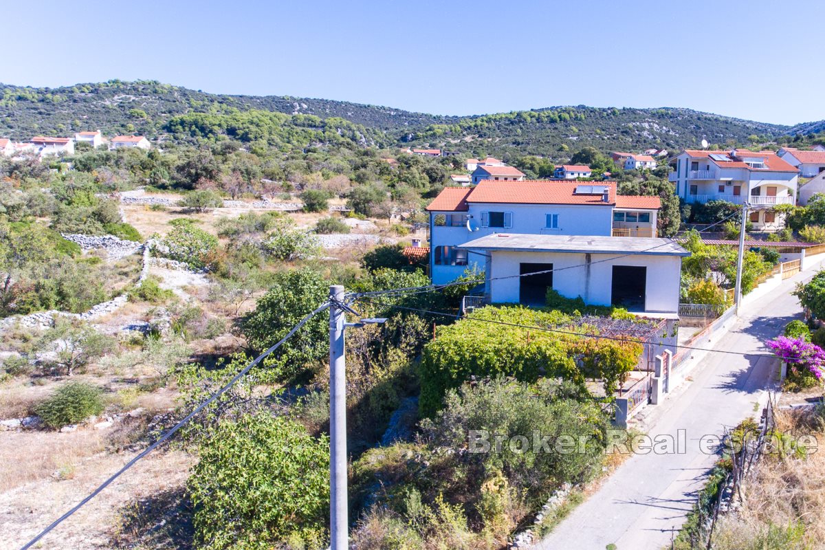 Vinišće, real estate with a project for a villa with pool
