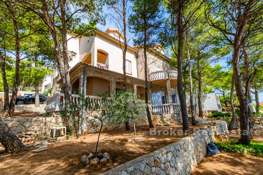 Family villa with swimming pool, waterfront