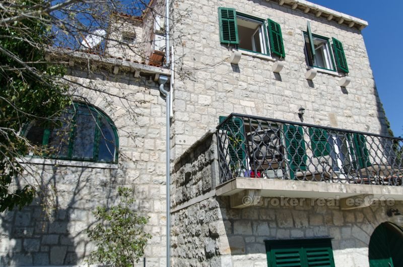 Beautiful old stone house, for sale