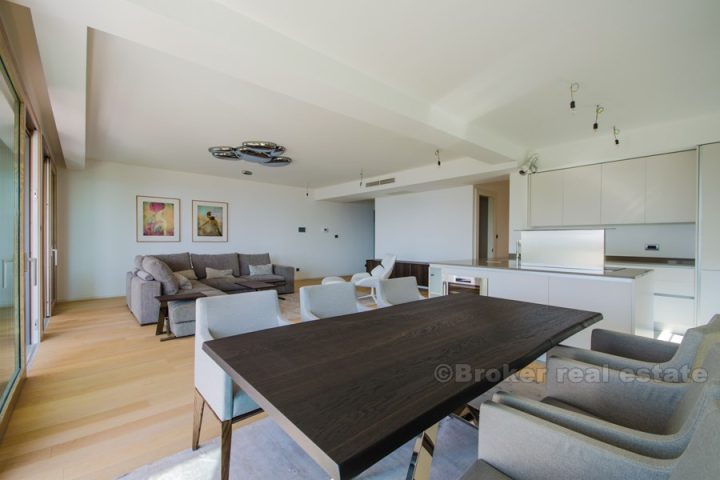 Luxury three bedroom apartment, for sale