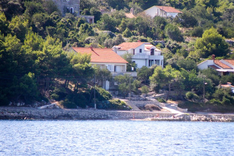 Kuća uz more, za prodaju