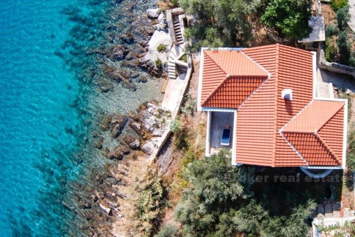 Beautiful house / villa, for sale