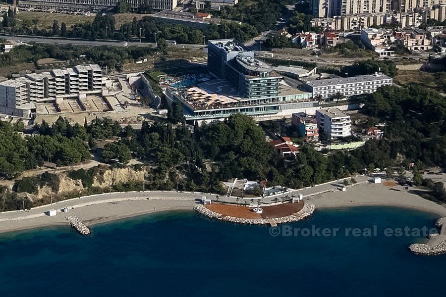 Baugrundstück mit Panoramablick auf das Meer, zum Verkauf