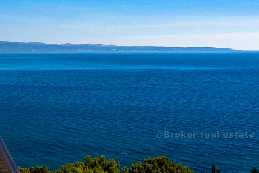 Građevinsko zemljište sa panoramskim pogledom na more, na prodaju