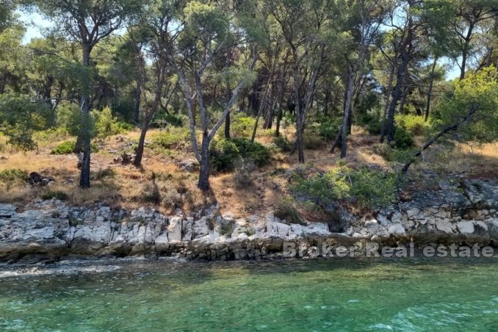 Building land with sea view