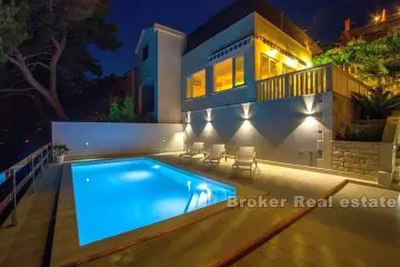 Beautiful house / villa, for sale