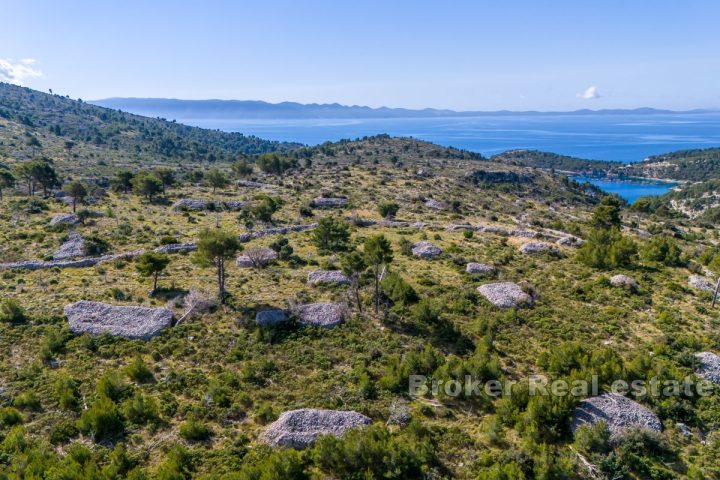 01-2013-179-Brac-agricultural-land-for-sale