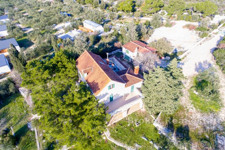 Historisches Herrenhaus am Meer