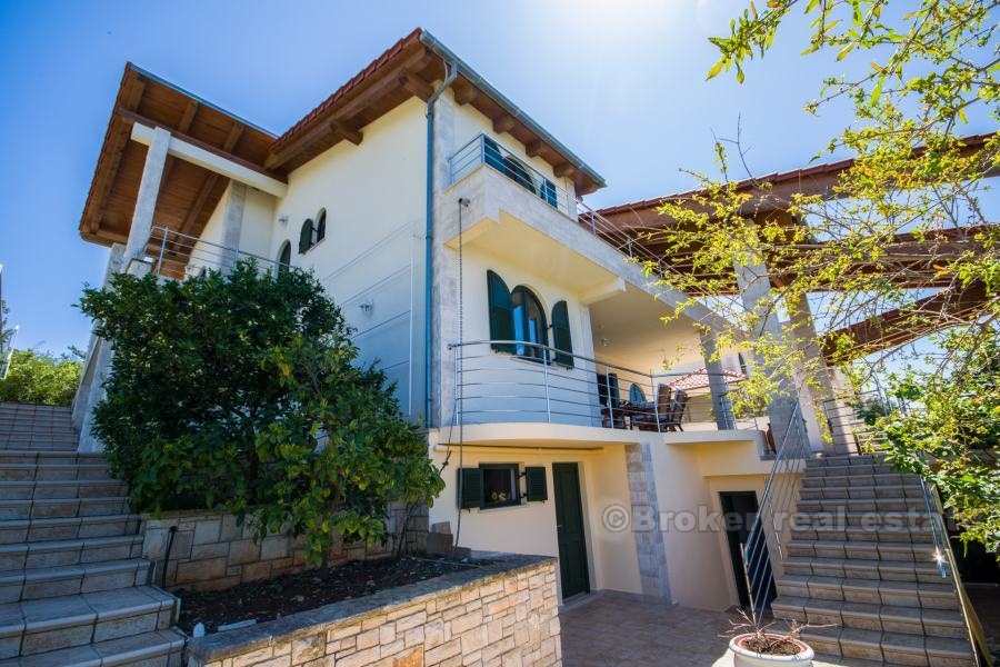Unique house with sea view, for sale