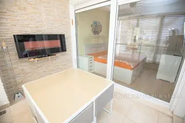 One bedroom apartment with sea view, for sale