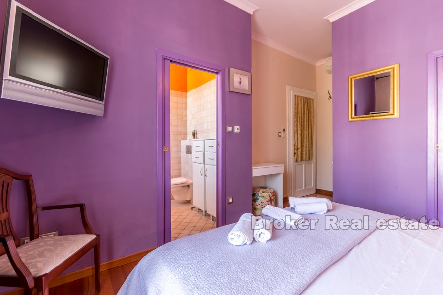 Luxury 3-bedroom apartment close to Riva