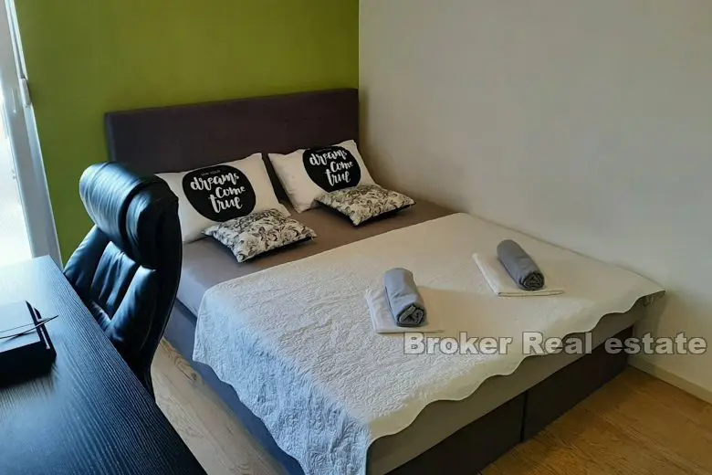 Appartamento con due camere da letto a Znjan