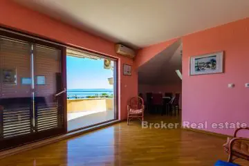 Meje - three bedroom apartment with sea view