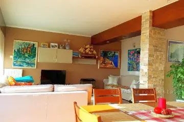 Three bedroom apartment overlooking the sea (Meje), for sale