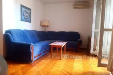 Sucidar, three bedroom comfortable apartment, for sale