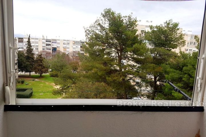 Bol, two bedroom apartment, for sale