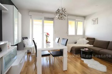 Pazdigrad, two bedroom apartment, for sale