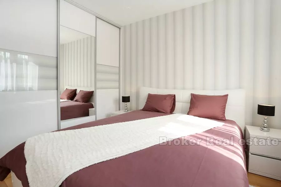 Pazdigrad, appartamento con due camere da letto, in vendita