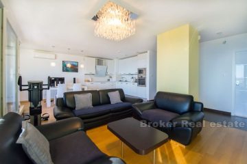 Znjan, four bedroom apartment for rent