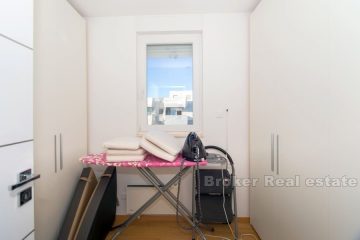 Znjan, four bedroom apartment for rent