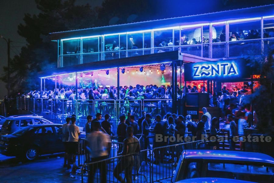 Zenta, nattklubb / catering