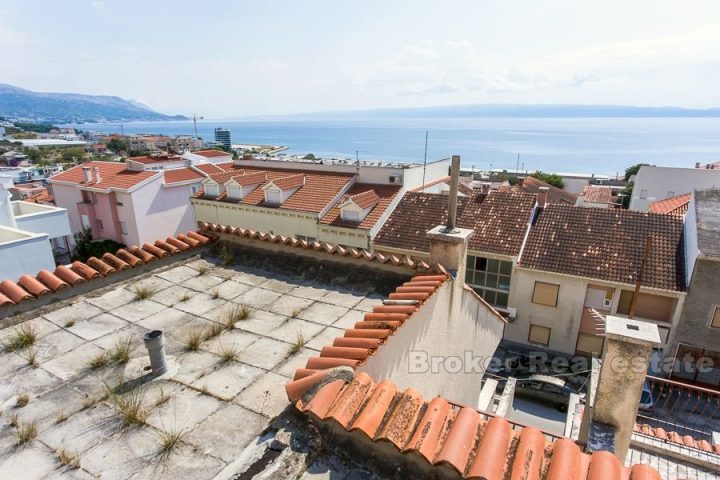 Trstenik, detached house on three floors