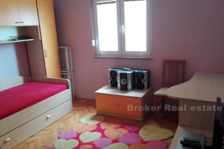 Pazdigrad, Three bedroom apartment, for sale