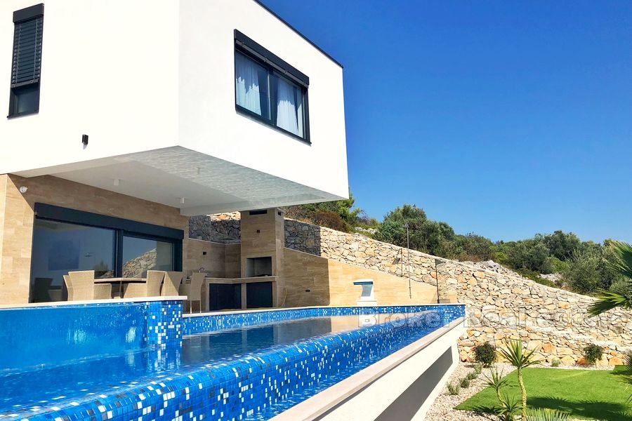 6 neue luxuriöse moderne Villa zum Verkauf