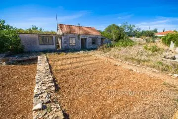 Property with enormous potential, for sale