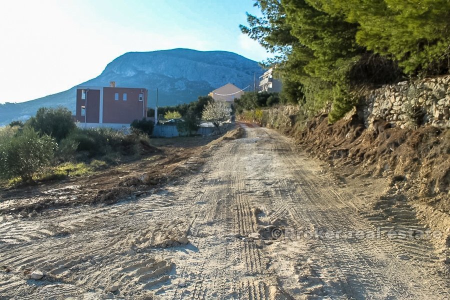 Građevinsko zemljište s pogledom na Split, na prodaju