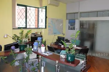 Bacvice, business / office space
