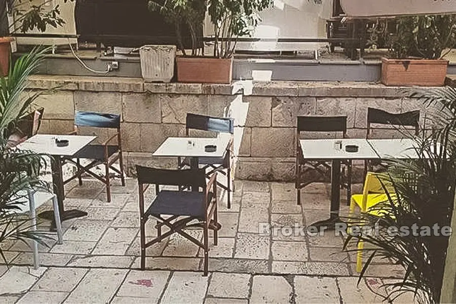 En välskött restaurang i centrum av Split, att hyra