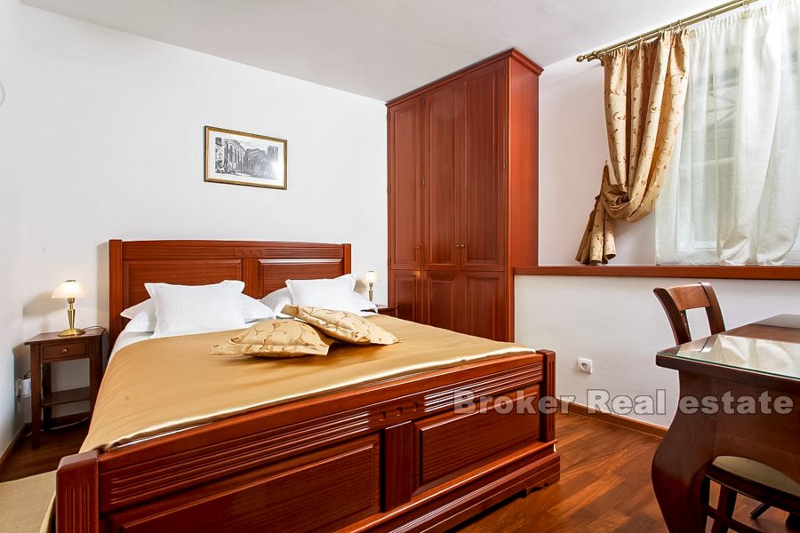 Appartement de trois chambres dans le centre de Split, à vendre