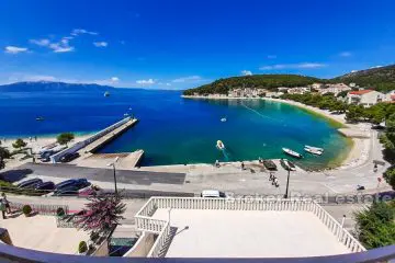 Hotel, for rent, located on the Makarska Riviera