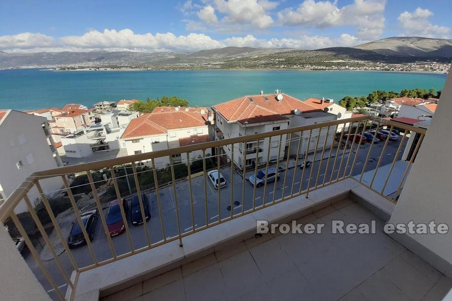 Three bedroom apartment with open sea view