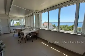 Spacious apartments with sea view