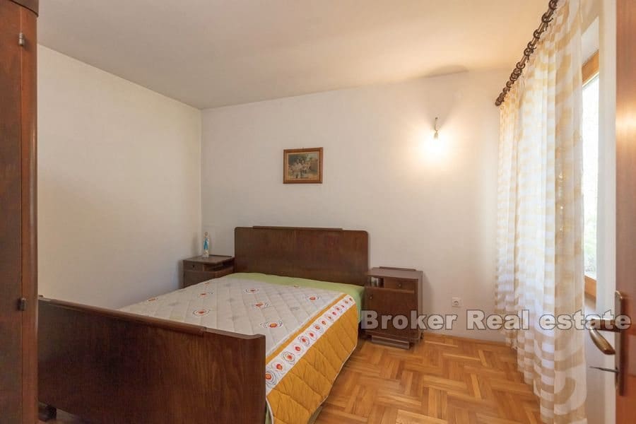 Split 3 - Confortevole appartamento con tre camere da letto