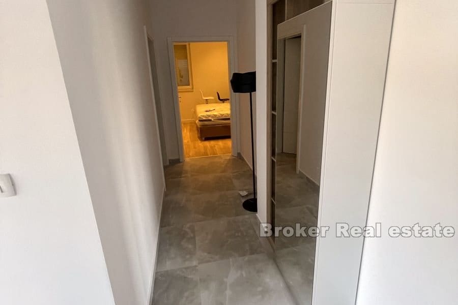 Stobreč, modern two bedroom apartment in a new building