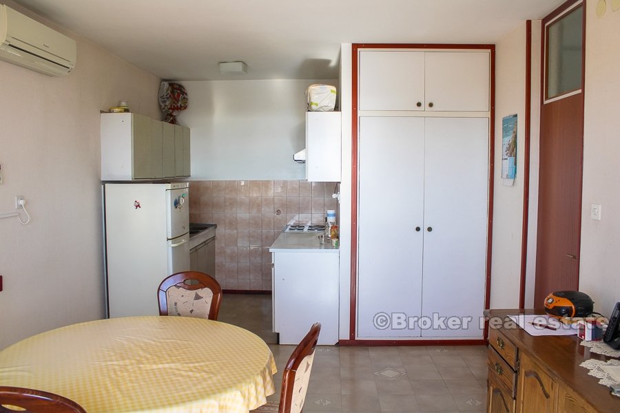 Split 3, 3-bedroom apartment, sea view, for sale