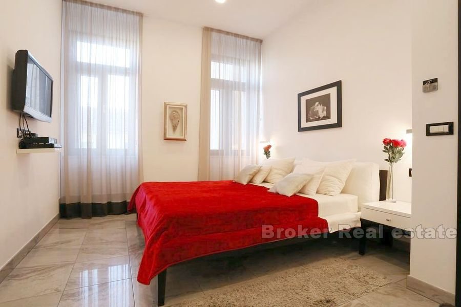 Two bedrooms apartment in Center