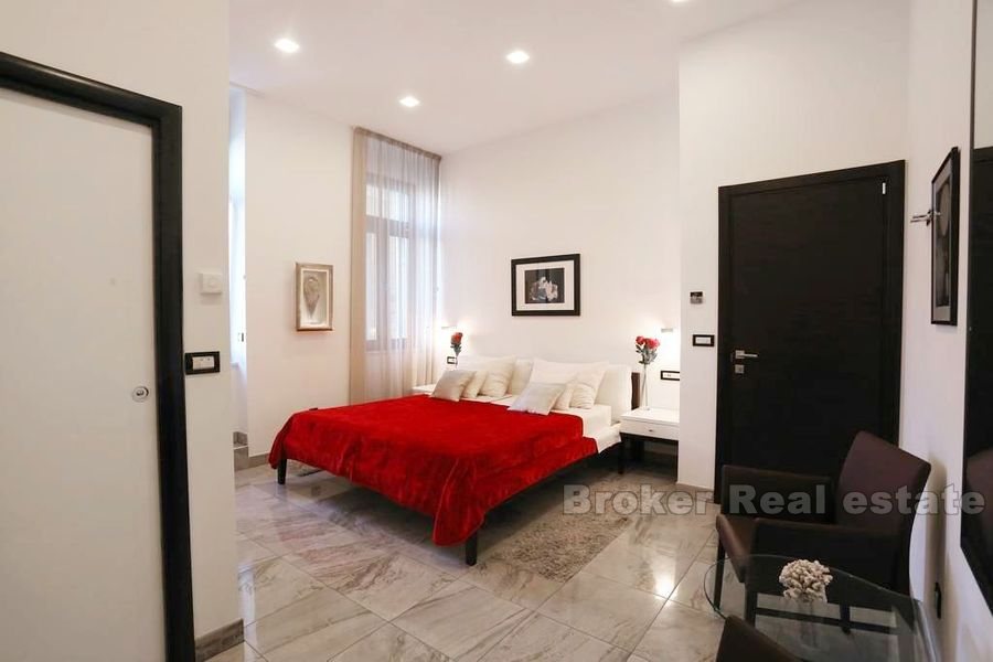 Two bedrooms apartment in Center