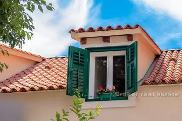 House in center of town, on sale