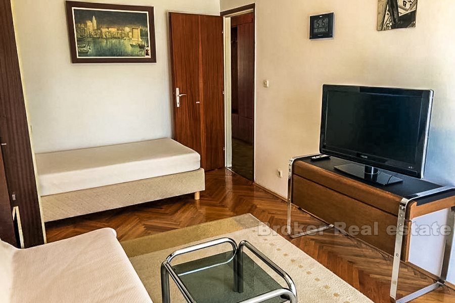 Appartement ensoleillé et confortable de deux chambres à vendre