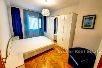 Two bedroom apartment with garden, sale