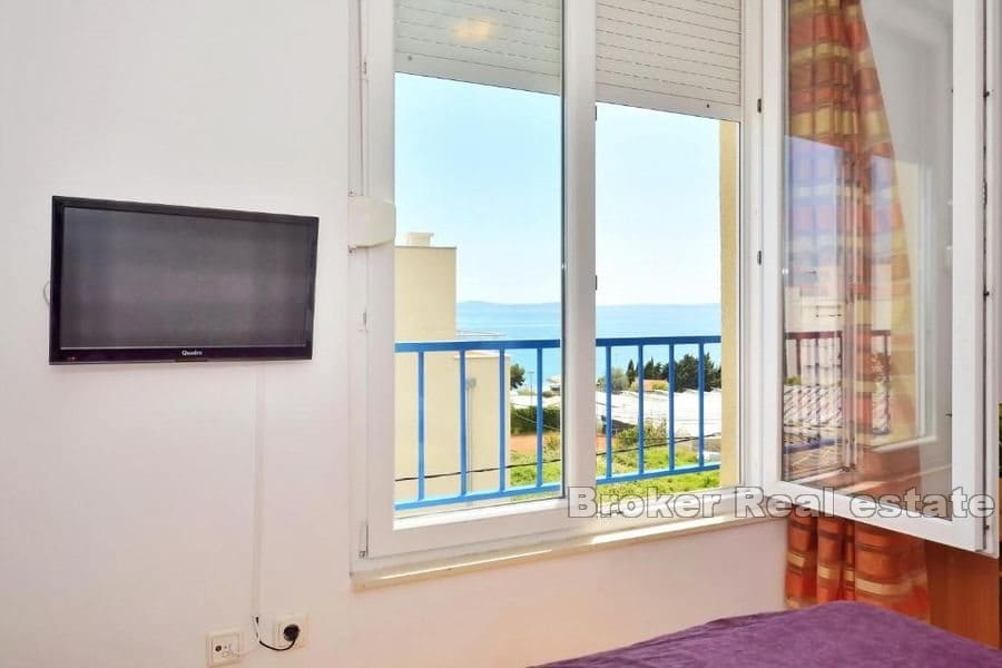 Žnjan, appartement de deux étages avec vue sur la mer