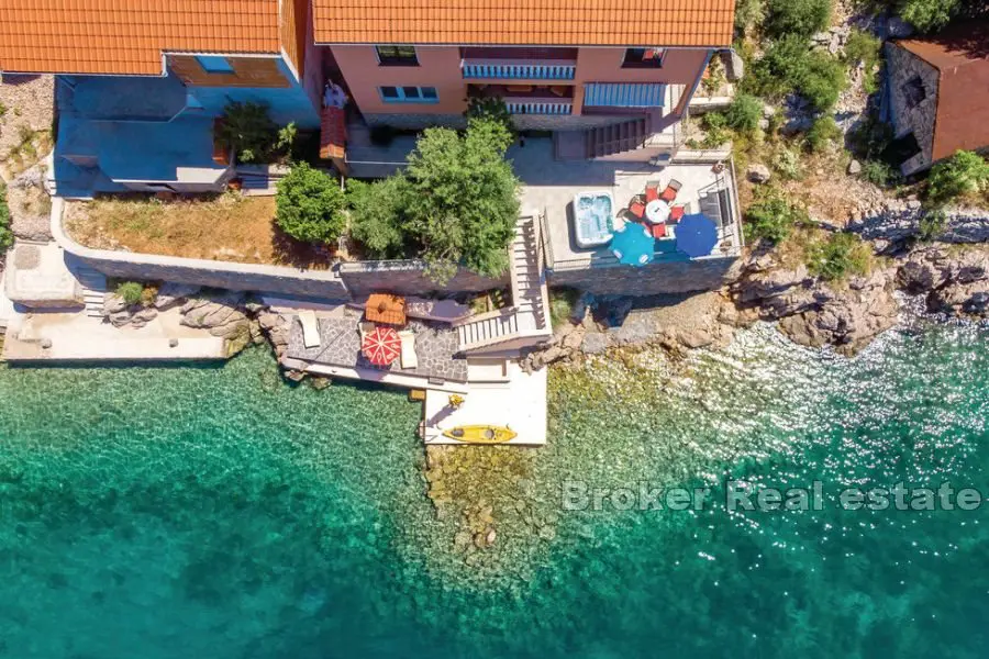 Casa sul mare con accesso privato alla spiaggia con attracco barche