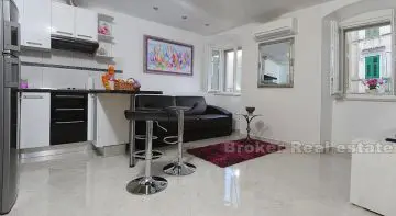 Modern one bedroom apartment in center, for sale