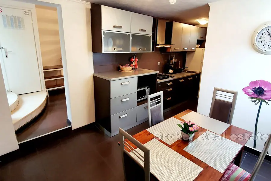 Radunica, Split centre, Doppeleinfamilienhaus zu verkaufen